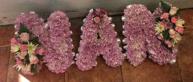 Nan lettering pink basing